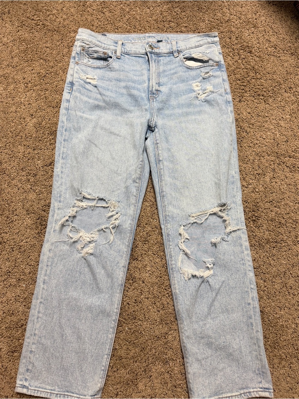 American Eagle Outfitters Light Blue Distressed High Rise Ankle Straight Jeans